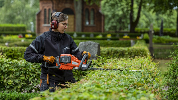 Heggenschaar als veelvoorkomend zoekgeraakt groenmaterieel volgens de top 10.